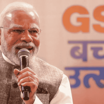 बचत उत्सव और ऑनलाइन कारोबार पर उठते सवाल